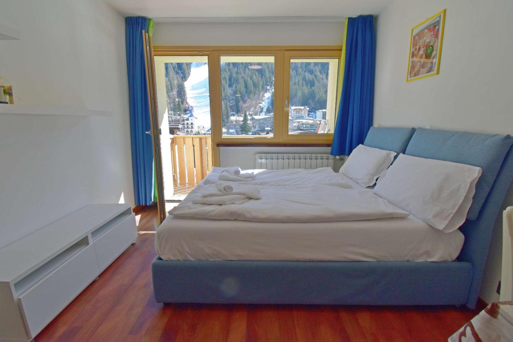 Emerald Studio Apartment Madonna di Campiglio Bagian luar foto